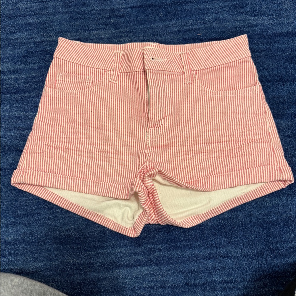 H&M High Waist Coral Shorts with Textured Fabric